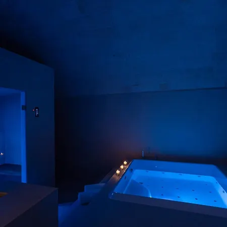Atipia Cave & 4* Matera