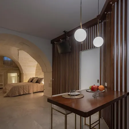 Atipia Cave & Guest house 4*