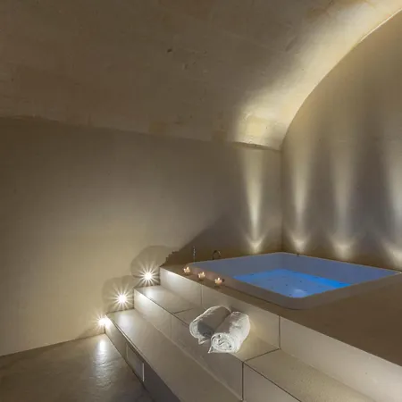 Atipia Cave & 4*
