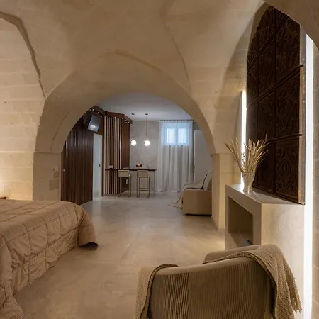 Atipia Cave & Matera