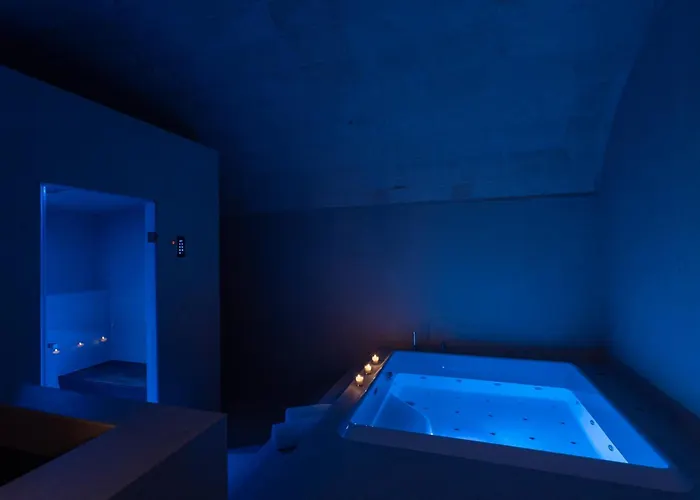 Atipia Cave & 4* ماتيرا