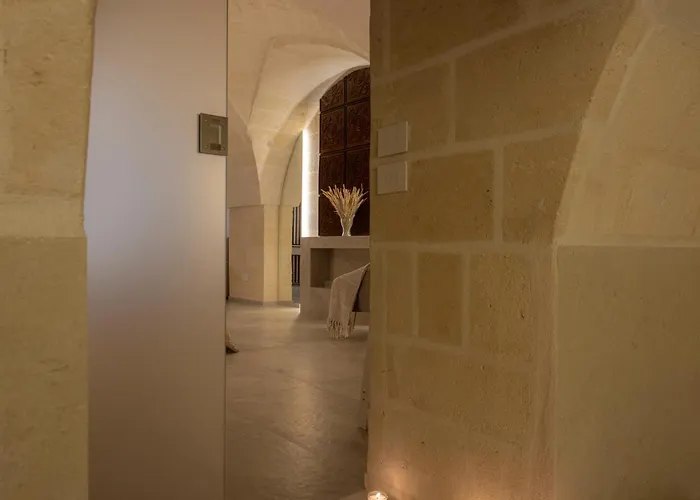 Atipia Cave & ماتيرا